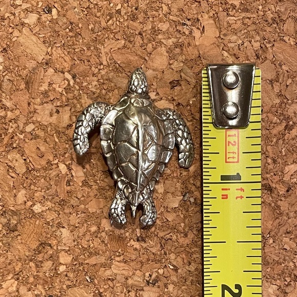 SeaTurtle Pin - Picture 4 of 4